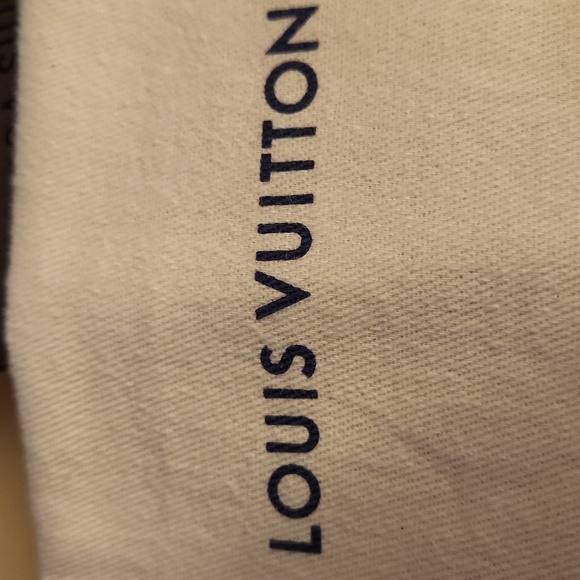 Louis Vuitton Key Box And Dust Bag - Picture 11 of 11